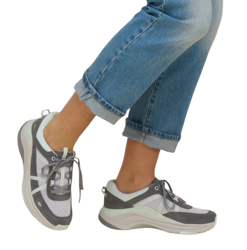 Dansko Poppy Sneaker Frost Gray Suede Nurse Healthcare NWOT EU 40 | US 9.5-10